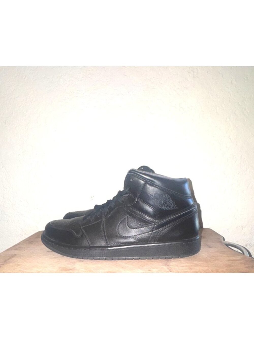Air Jordan 1 Mid Black Leather Mens Shoes US 10 - Picture 7 of 9